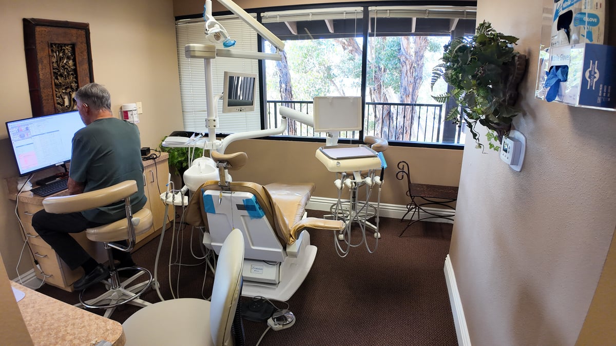 Dentist in Ventura